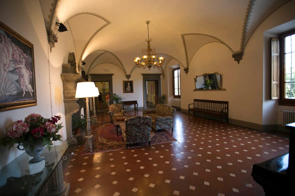 Italy Locations - Castel and Villas