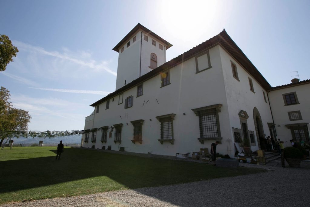 Italy Locations - Castel and Villas