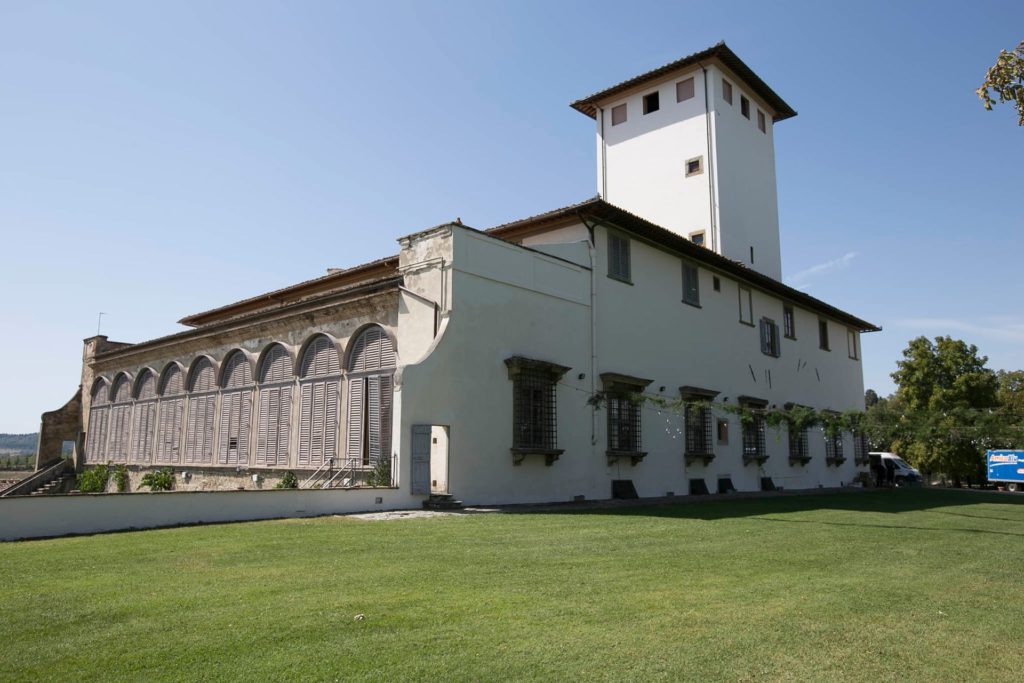 Italy Locations - Castel and Villas