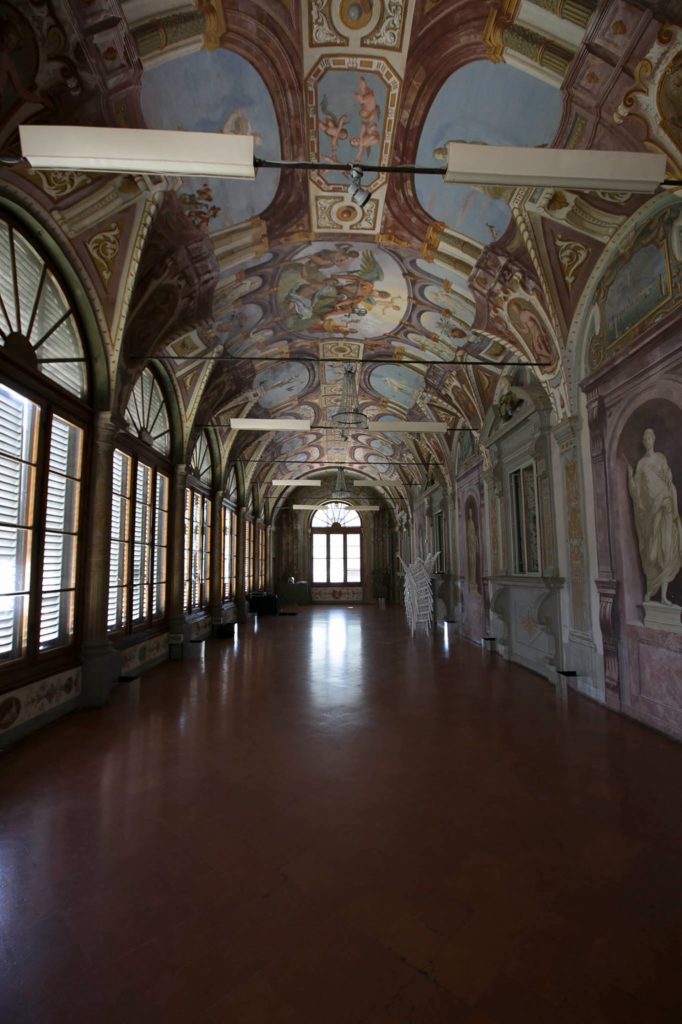 Italy Locations - Castel and Villas