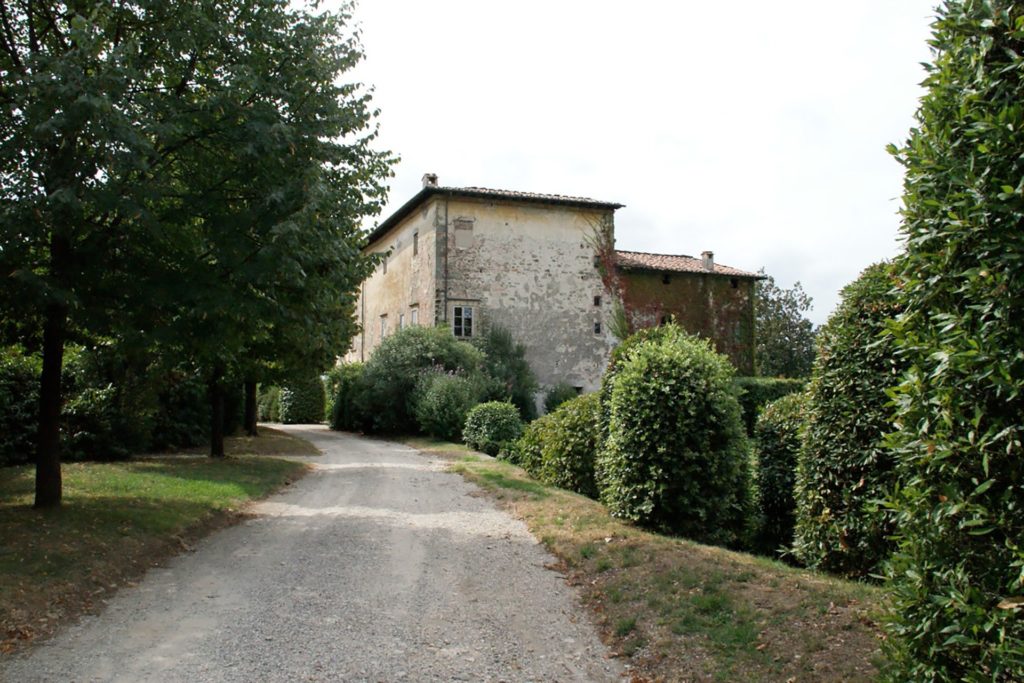 Italy Locations - Castel and Villas