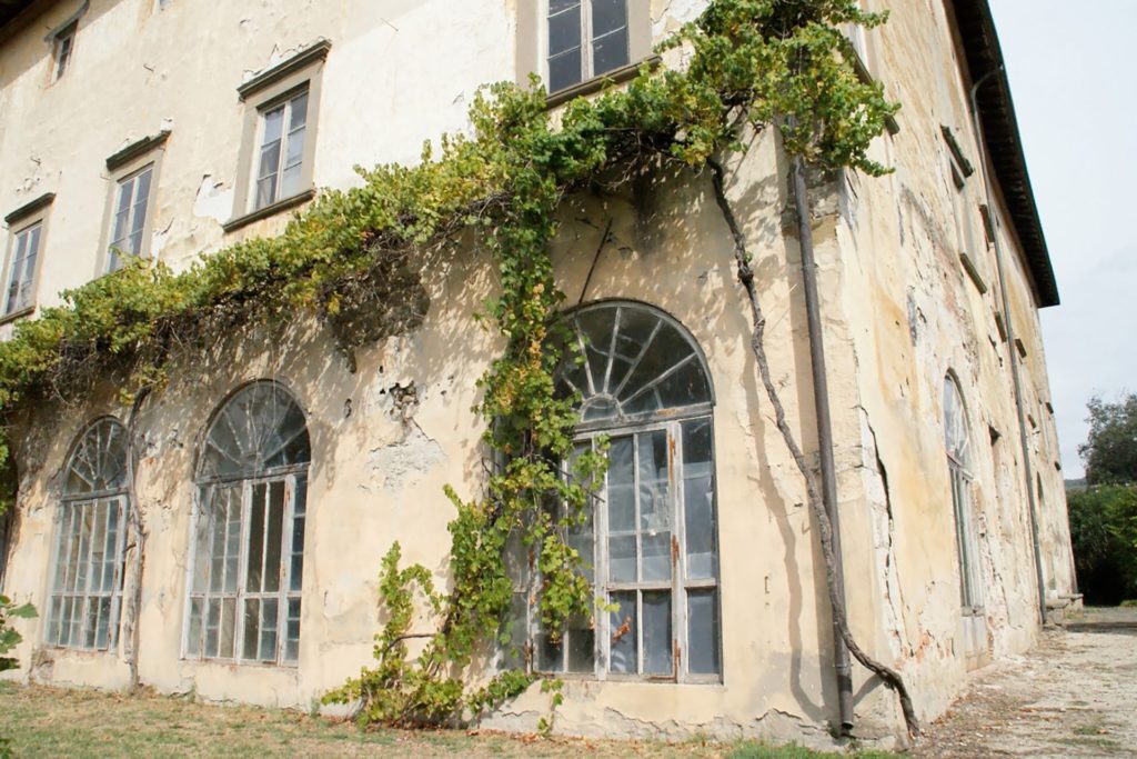 Italy Locations - Castel and Villas