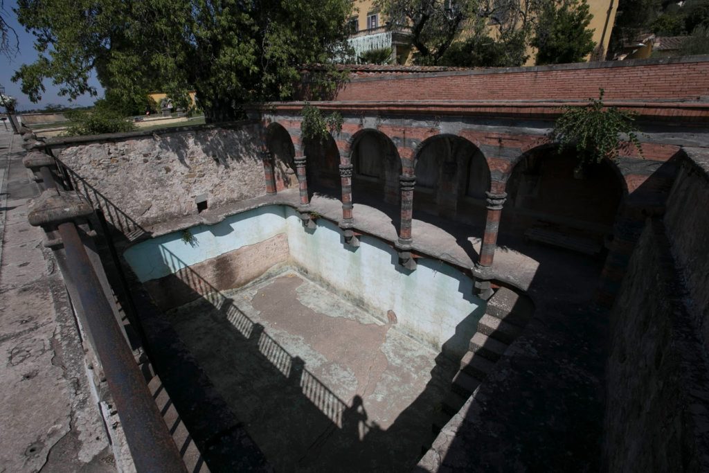 Italy Locations - Castel and Villas