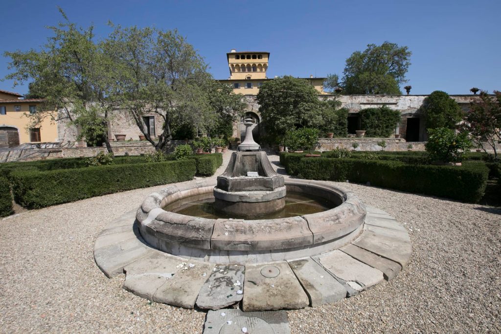 Italy Locations - Castel and Villas