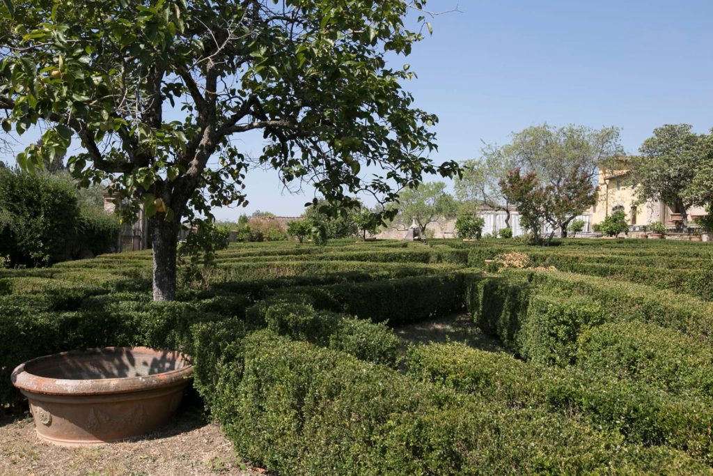 Italy Locations - Castel and Villas