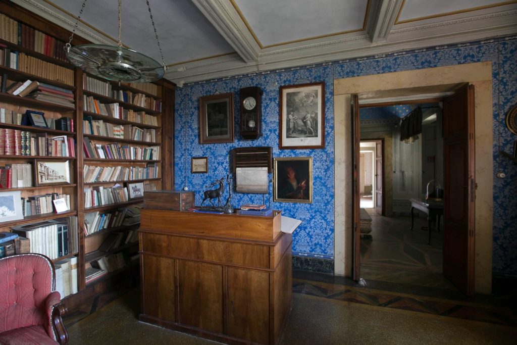 Italy Locations - Castel and Villas