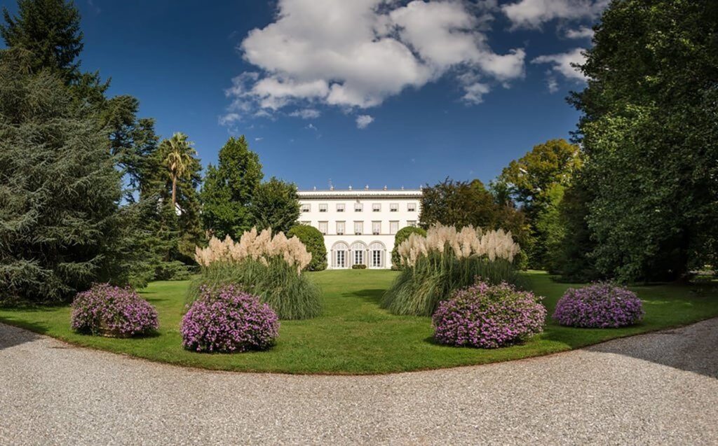 Italy Locations - Castel and Villas