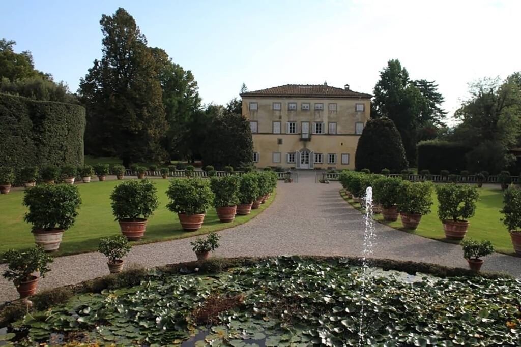 Italy Locations - Castel and Villas