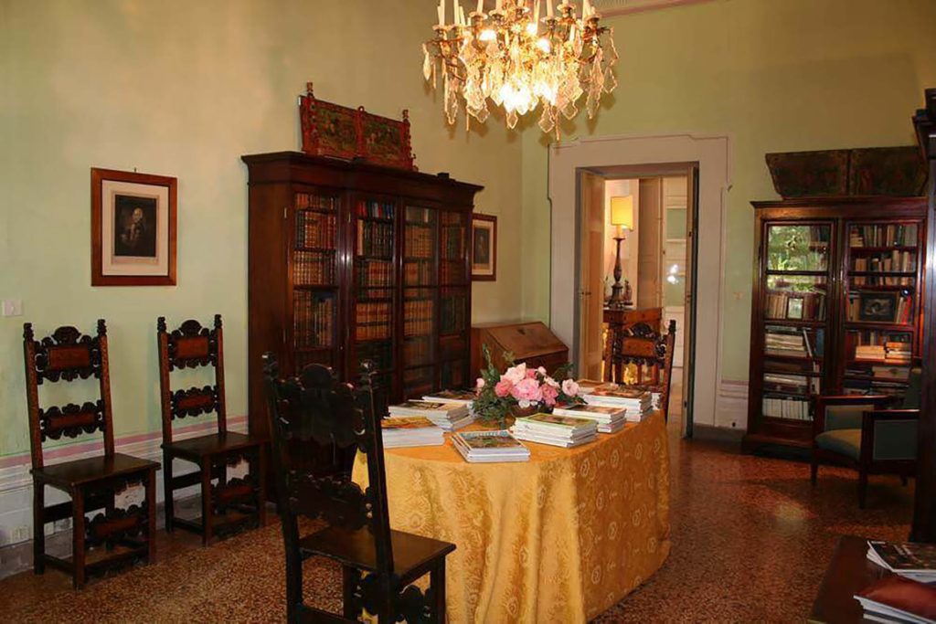 Italy Locations - Castel and Villas