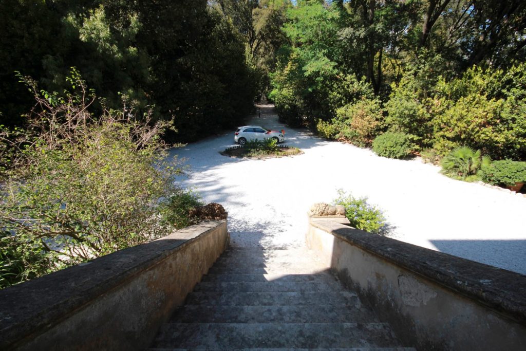 Italy Locations - Castel and Villas