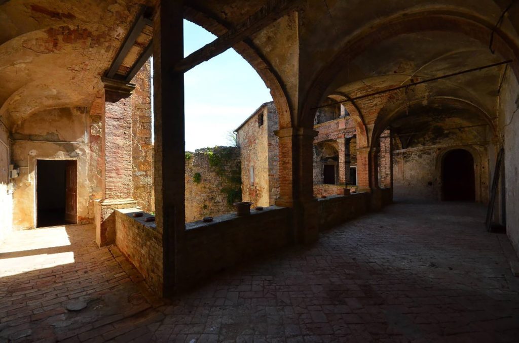 Italy Locations - Castel and Villas