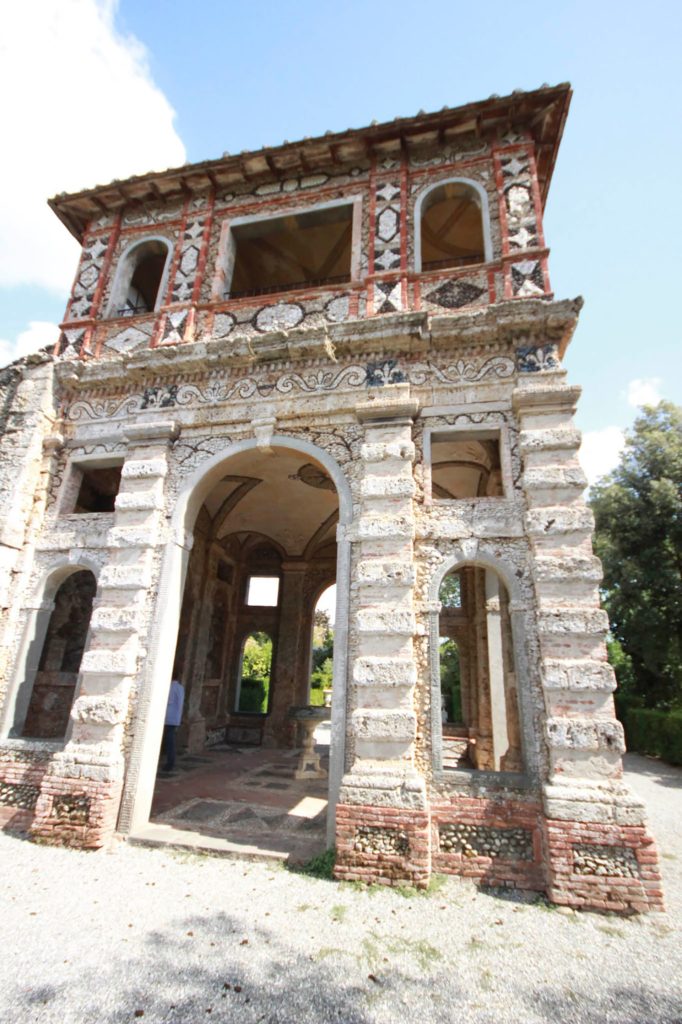 Italy Locations - Castel and Villas