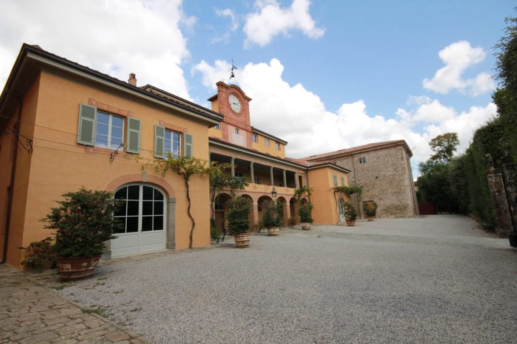 Italy Locations - Castel and Villas