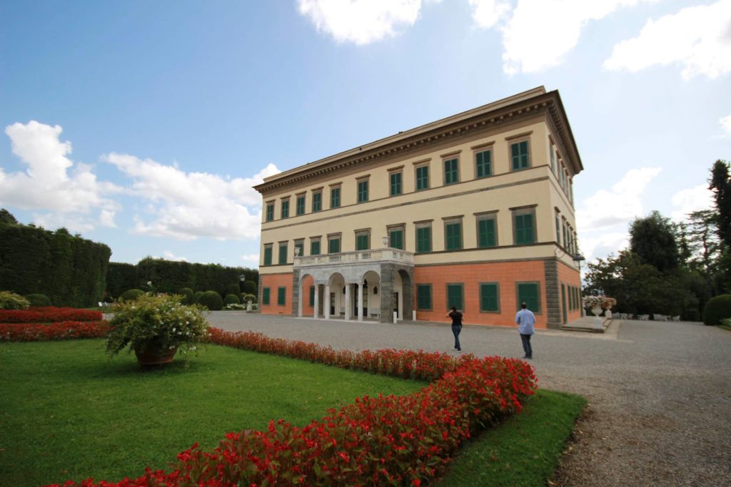 Italy Locations - Castel and Villas