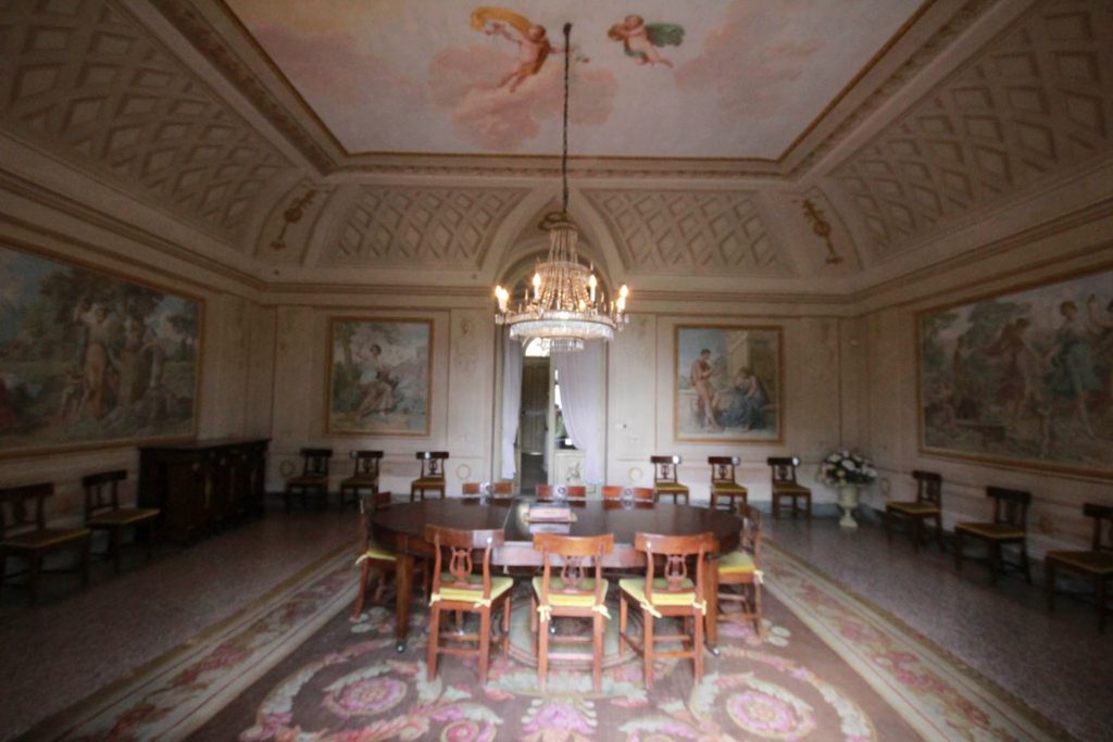 Italy Locations - Castel and Villas