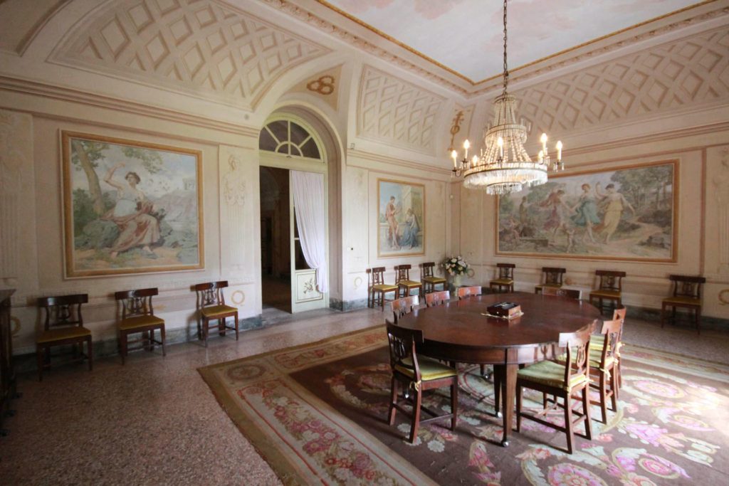 Italy Locations - Castel and Villas