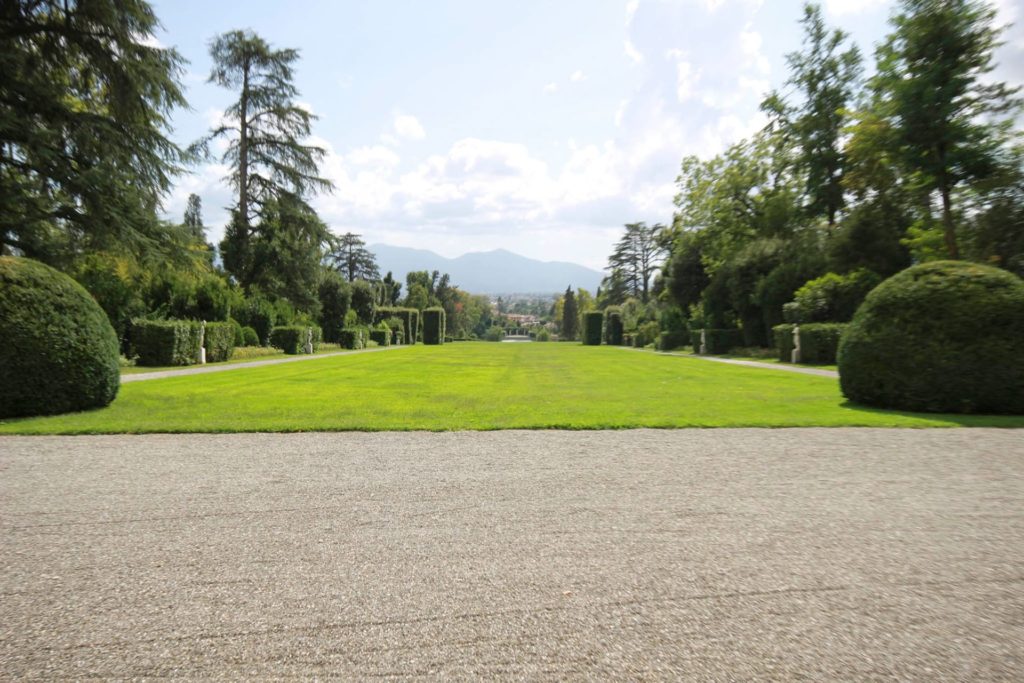 Italy Locations - Castel and Villas