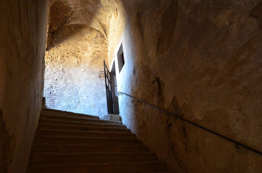 Italy Locations - Castel and Villas