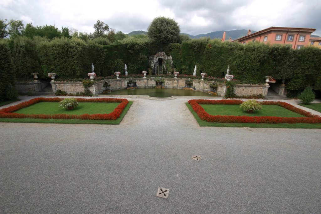 Italy Locations - Castel and Villas