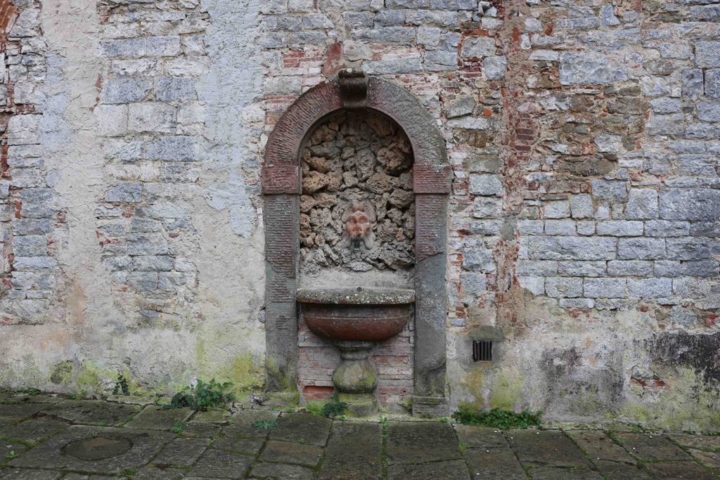 Italy Locations - Castel and Villas