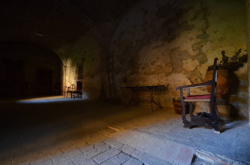 Italy Locations - Castel and Villas
