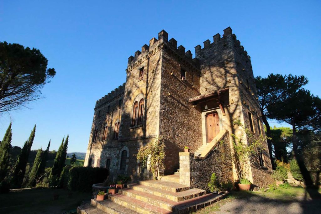 Italy Locations - Castel and Villas