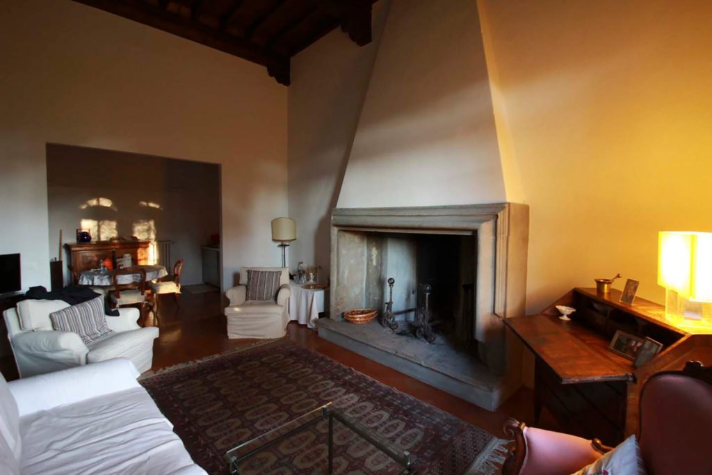 Italy Locations - Castel and Villas