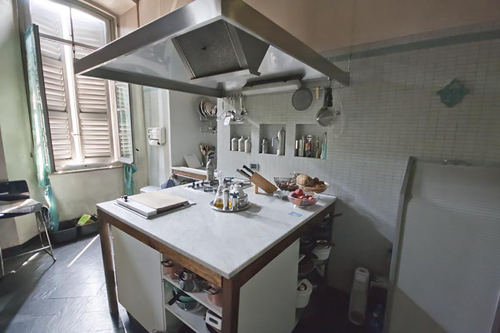 Italy Locations - Kitchens