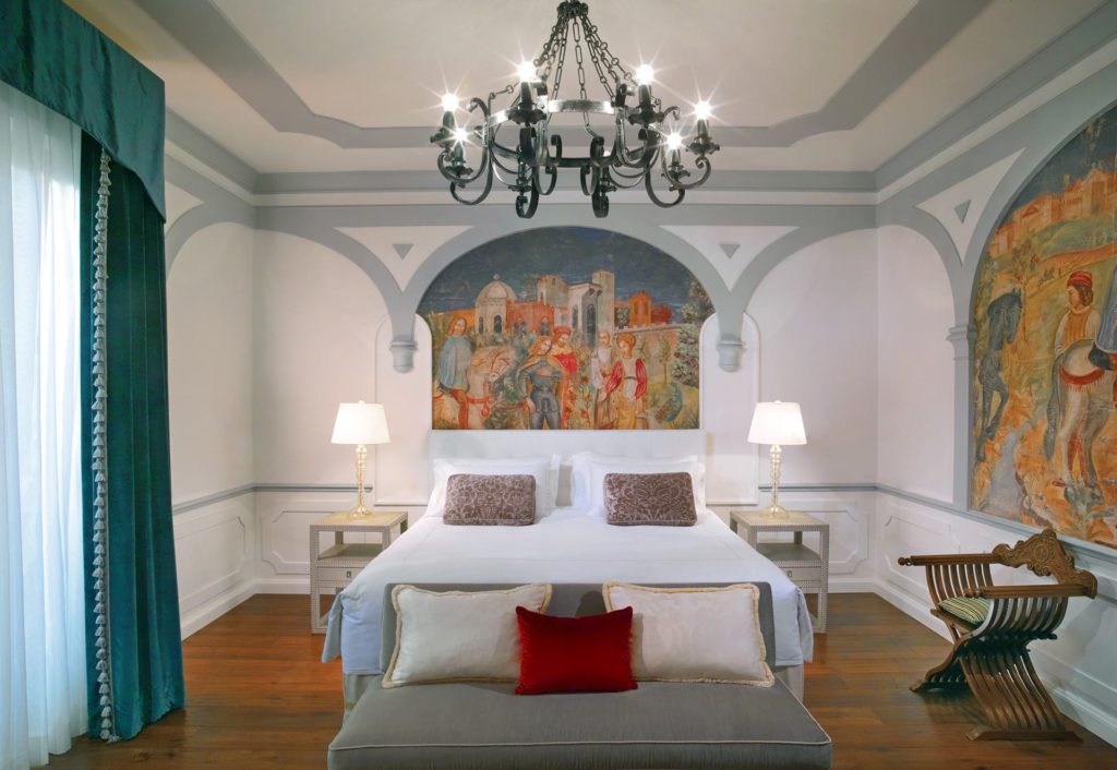 Italy Locations - Hotels